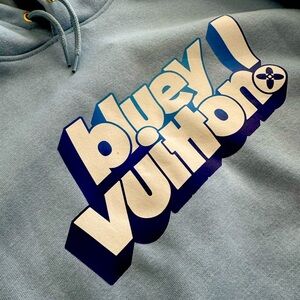 CARHARTT X BLUEY VUITTON MERCH LOOSE FIT HEAVYWEIGHT HOODIE BLUE